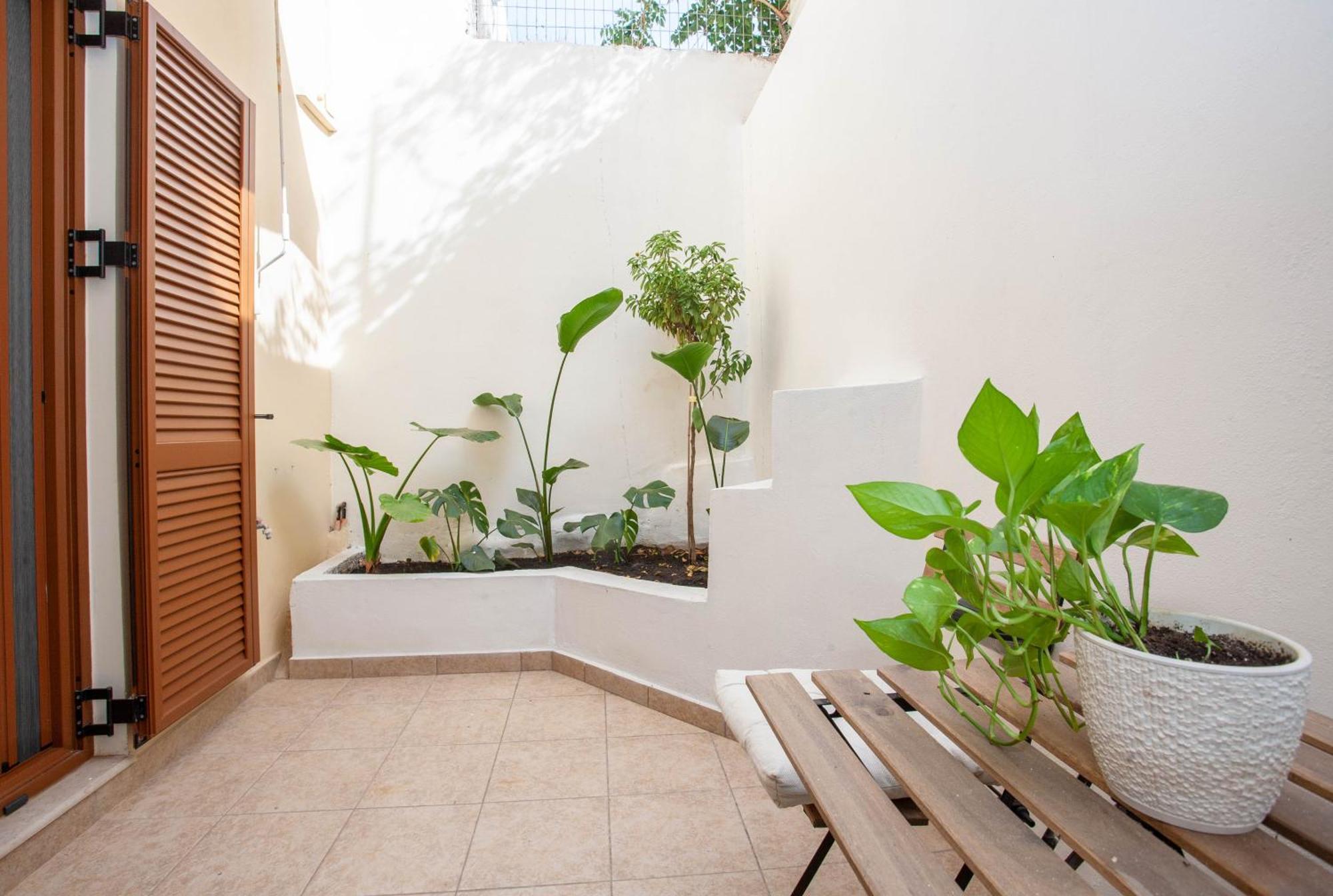Blue Jasmine Apartments Ханья Экстерьер фото
